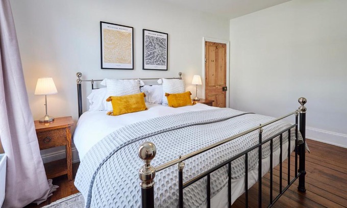 Saltburn-by-the-Sea House | Host & Stay - Hidden Gem