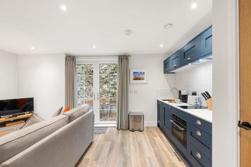 Stoney Middleton House | Host & Stay - Rock Mill Apt 1 with Terrace