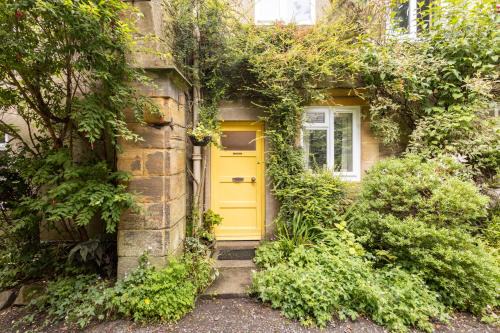 South Charlton Apartment | Host & Stay - Summerhill Court Lodges