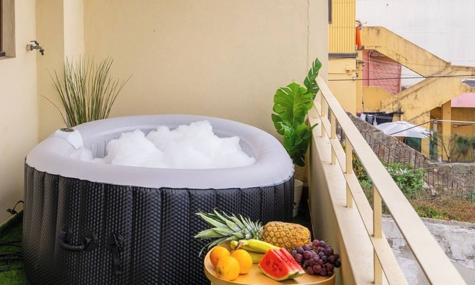 Leixões Apartment | Host Wise - Trendy Bright Flats | Jacuzzi