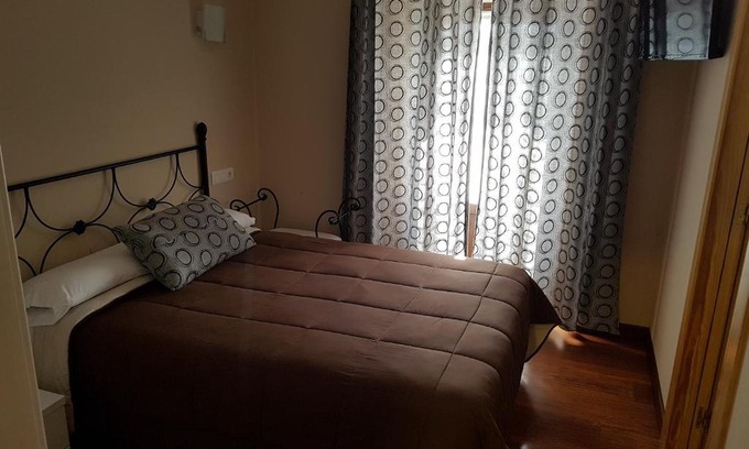 San Vicente de la Barquera House | Hostal Arenal