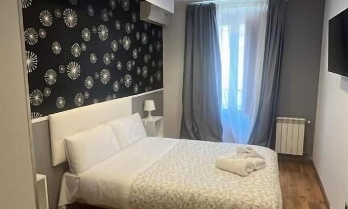 Malasana House | Hostal New Life Madrid