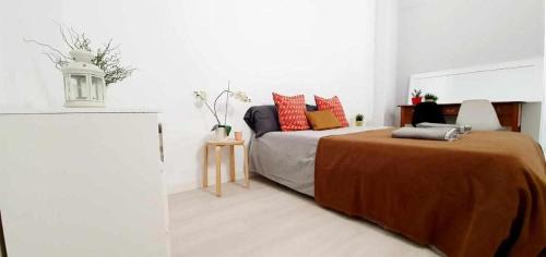 L'Hospitalet de Llobregat Hotel | Hostal Urban Basic