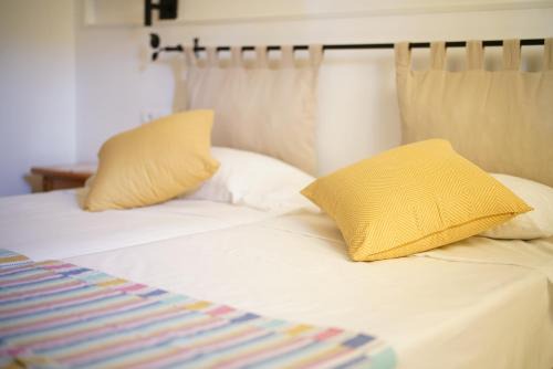 Santa Eulalia del Rio House | Hostal Yebisah