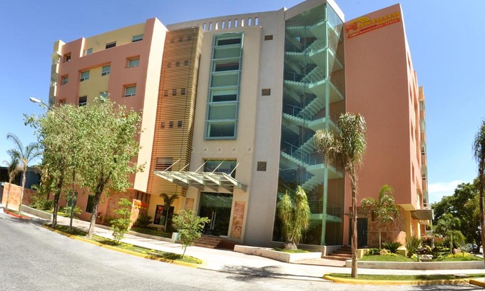 Zona Expo Hotel | Hostalia Hotel Expo & Business Class