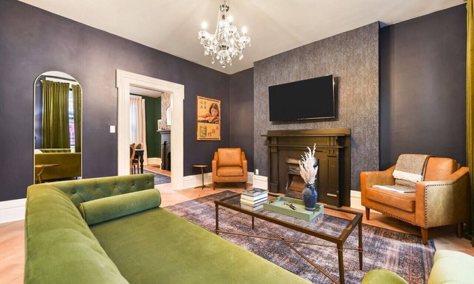 Central Northside House | ★ HostWise Stays ★ Elegant Mexican War Streets Home!