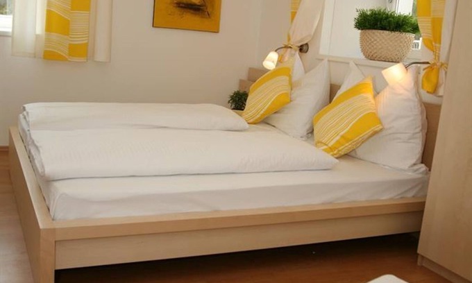 Gnigl Apartment | HOT DEAL Budget apartment - non-refundable - Ante Portas - Lebe Pur Resort
