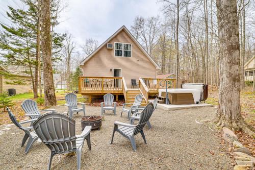 Pocono Lake House | Hot Tub and Decks Tree-Lined Retreat in Pocono Lake
