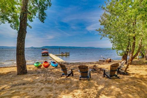 Stockholm House | Hot Tub and Dock Beachfront Oasis in Stockholm!