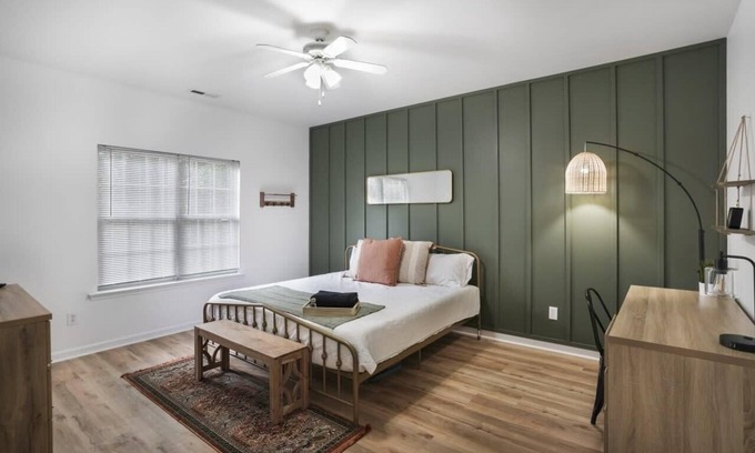 Walnut Creek House | Hot Tub|Arcade Games|Newly Renovated!