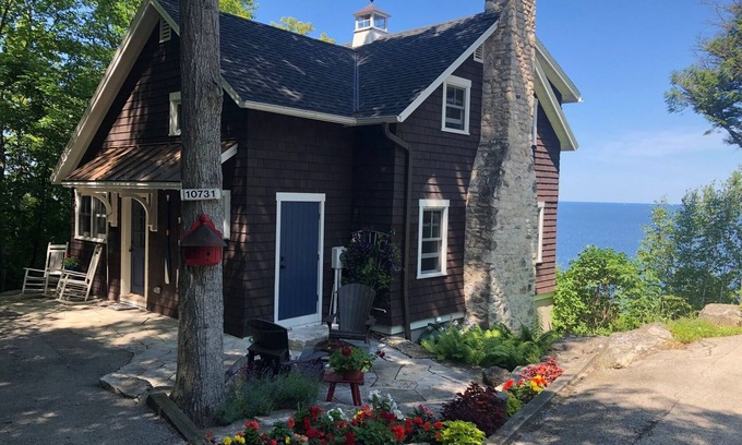 Sister Bay House | Hot tub, fireplace, walking path to town, patio & deck, STUNNING WATER VIEWS!