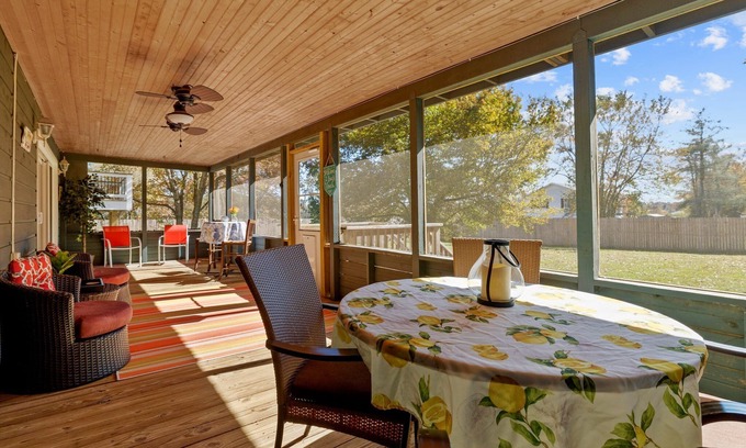 Hendersonville House | Hot Tub- Game Room- Firepit! 5mi to downtown