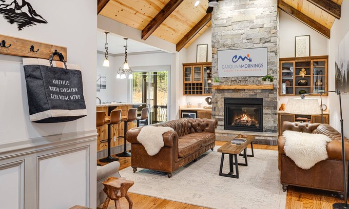 Hendersonville House | Hot Tub, Game Room & Fire Pit | 5BR Hendersonville + Biltmore Pass