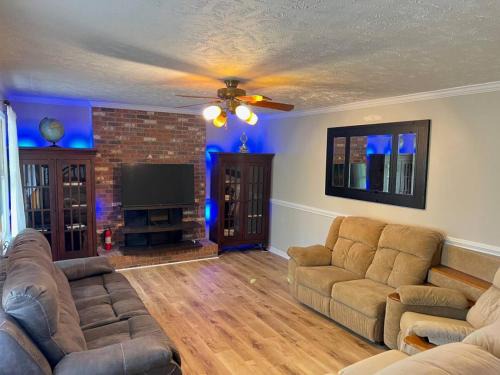 Fayetteville House | Hot Tub Hideout in the Sandhills