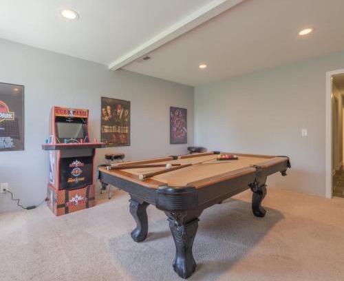 Mars Hill House | Hot Tub, Views & Game Room - 20 min to Downtown Asheville!