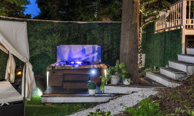 Meredith House | Hot Tub + Walk to Lakeside Dining: Meredith Home!
