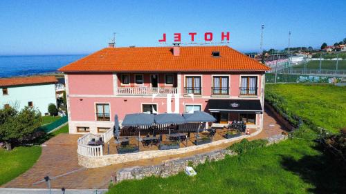 Oia Hotel | Hotel A Raiña
