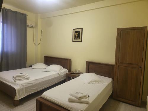 Sector 2 Hotel | Hotel Acropole