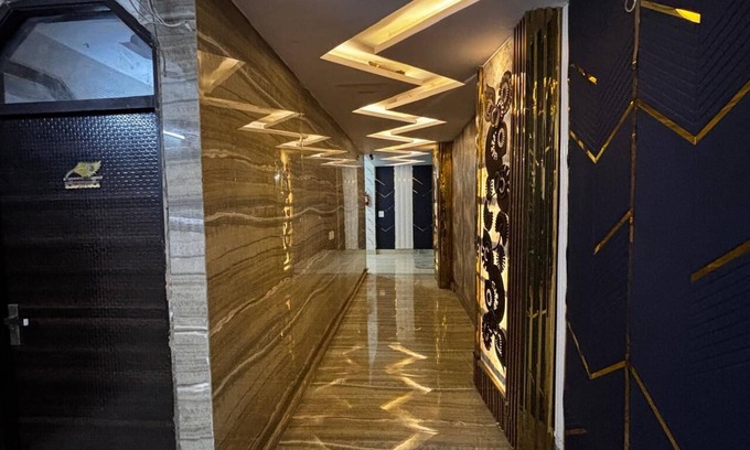 Hari Nagar Hotel | Hotel Akash Continental