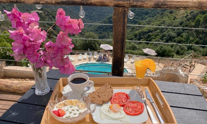 Benadalid Hotel | Hotel Almejí