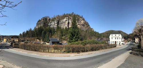 Oybin Hotel | Hotel am Berg Oybin garni