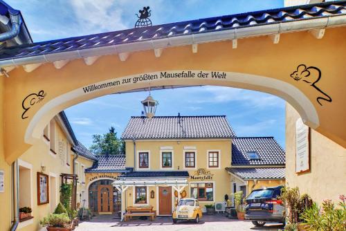 Neroth Hotel | Hotel Am Eifelsteig