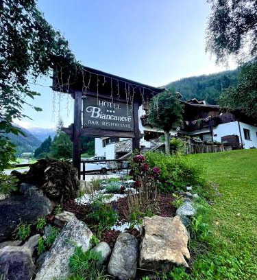 Cogolo Hotel | Hotel Biancaneve