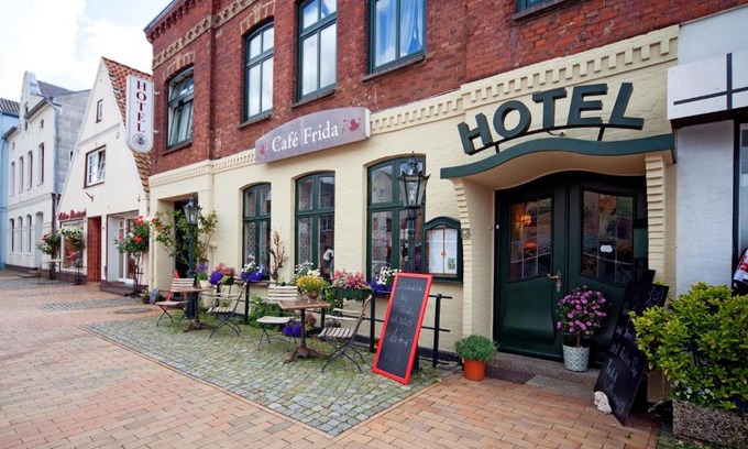 Bredstedt Hotel | Hotel Cafe Frida