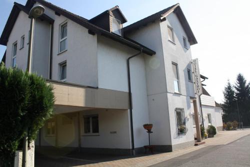 Kahl Hotel | Hotel-Dörfler Garni