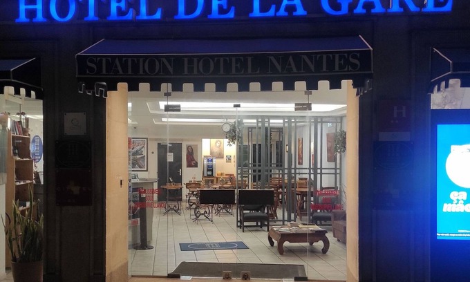 Richebourg - Saint-Clement Hotel | HOTEL DE LA GARE NANTES