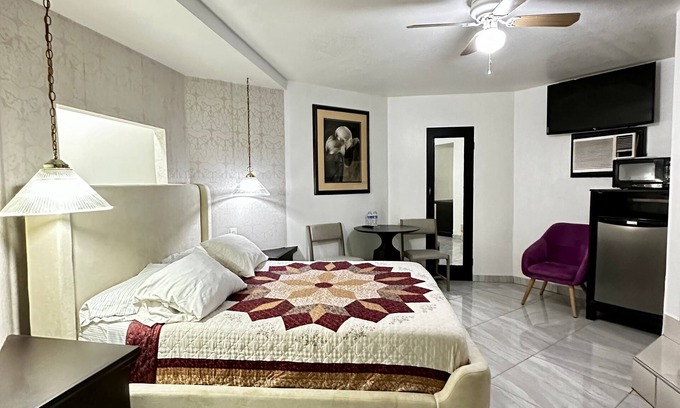 Guadalupe Victoria Hotel | Hotel Dial