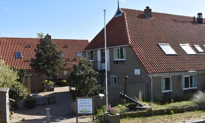 Municipality of Terschelling Hotel | Hotel Dichtbijzee