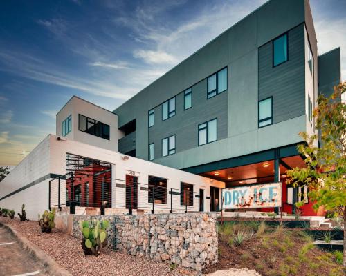 Arlington Heights Hotel | Hotel Dryce