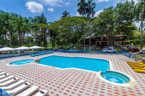 Cartago Hotel | Hotel El Danubio Campestre