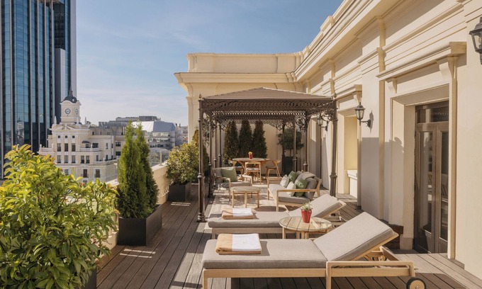 Recoletos Hotel | Hotel Fenix Gran Meliá - The Leading Hotels of the World