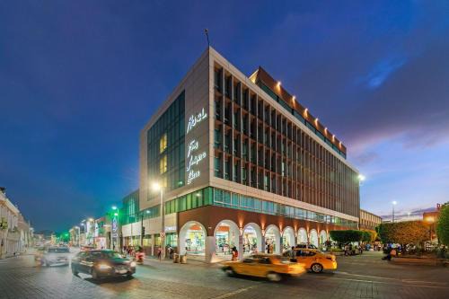 Centro Hotel | Hotel Fray Junipero Serra