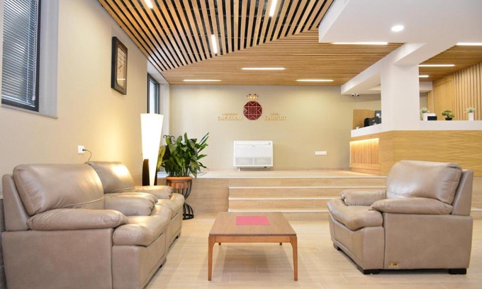 Sololaki Hotel | Hotel Garnet Tbilisi