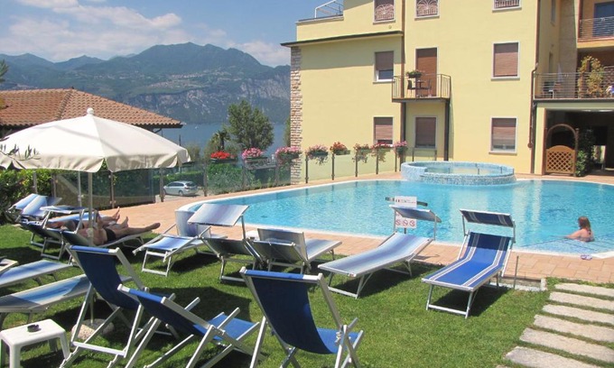 Brenzone sul Garda Hotel | Hotel Garni Rosmari
