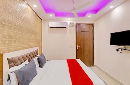 Delhi Hotel | Hotel Green Near Karkardooma