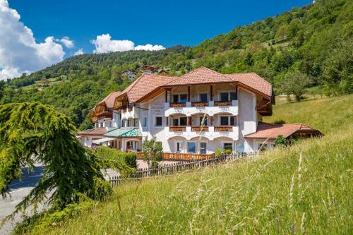 Lajen Hotel | Hotel Hubertusstube