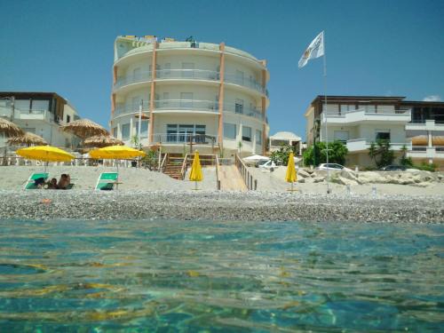 Bova Marina Hotel | Hotel Il Girasole