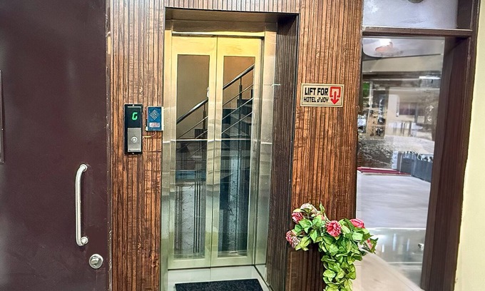 Karol Bagh House | Hotel J Joy deluxe