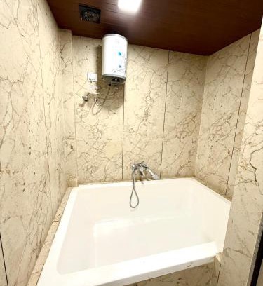 Vadodara Hotel | Hotel K Max