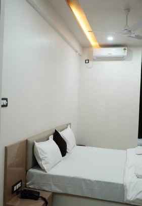 Rajpipla Hotel | Hotel Kailash Inn