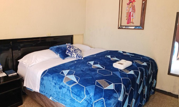 Quetzaltenango Hotel | Hotel Kasa Kamelot Las Rosas