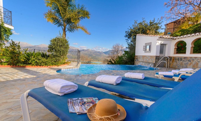 Los Romanes Hotel | Hotel Las Orquideas
