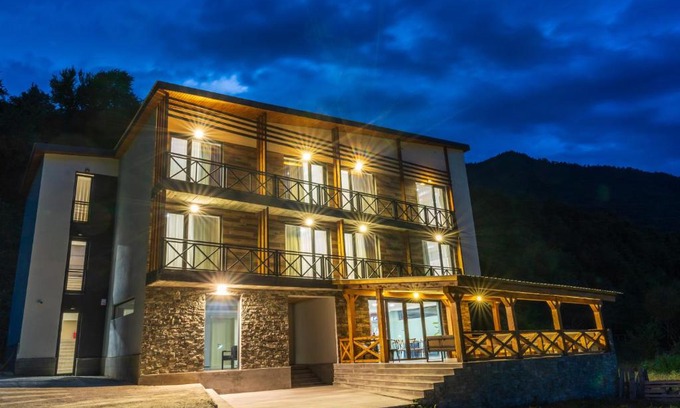 Bagvdanari Hotel | Hotel Latveli Mestia
