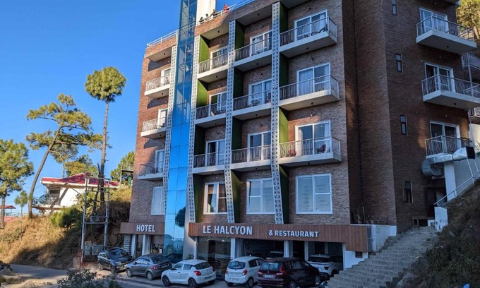 Kumarhatti Hotel | Hotel Le Halcyon Kasauli