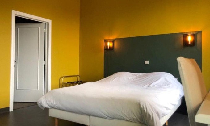 Rochefort Hotel | Hotel Le Limbourg