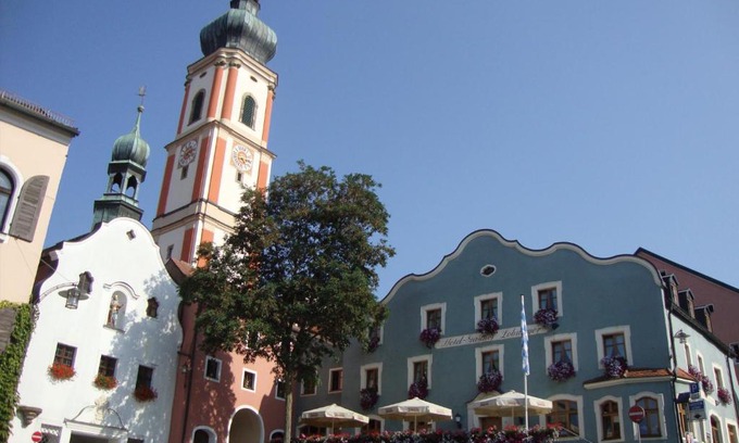 Roding Hotel | Hotel Lobmeyer